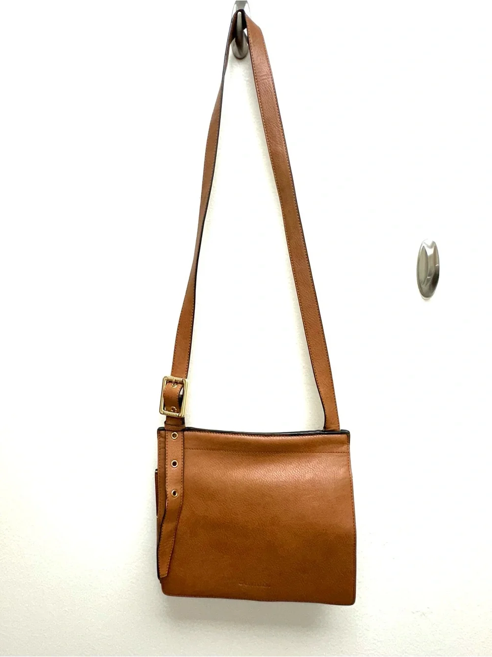 EUC Calvin Klein Classic Tan Leather Envelope Crossbody Bag